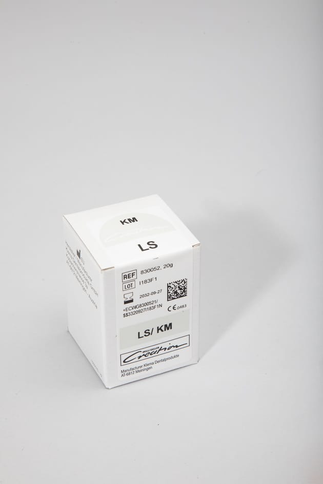 LS / Correction Powder KM, 20 g 830052 – Creation Willi Geller International GmbH, Glaskeramik