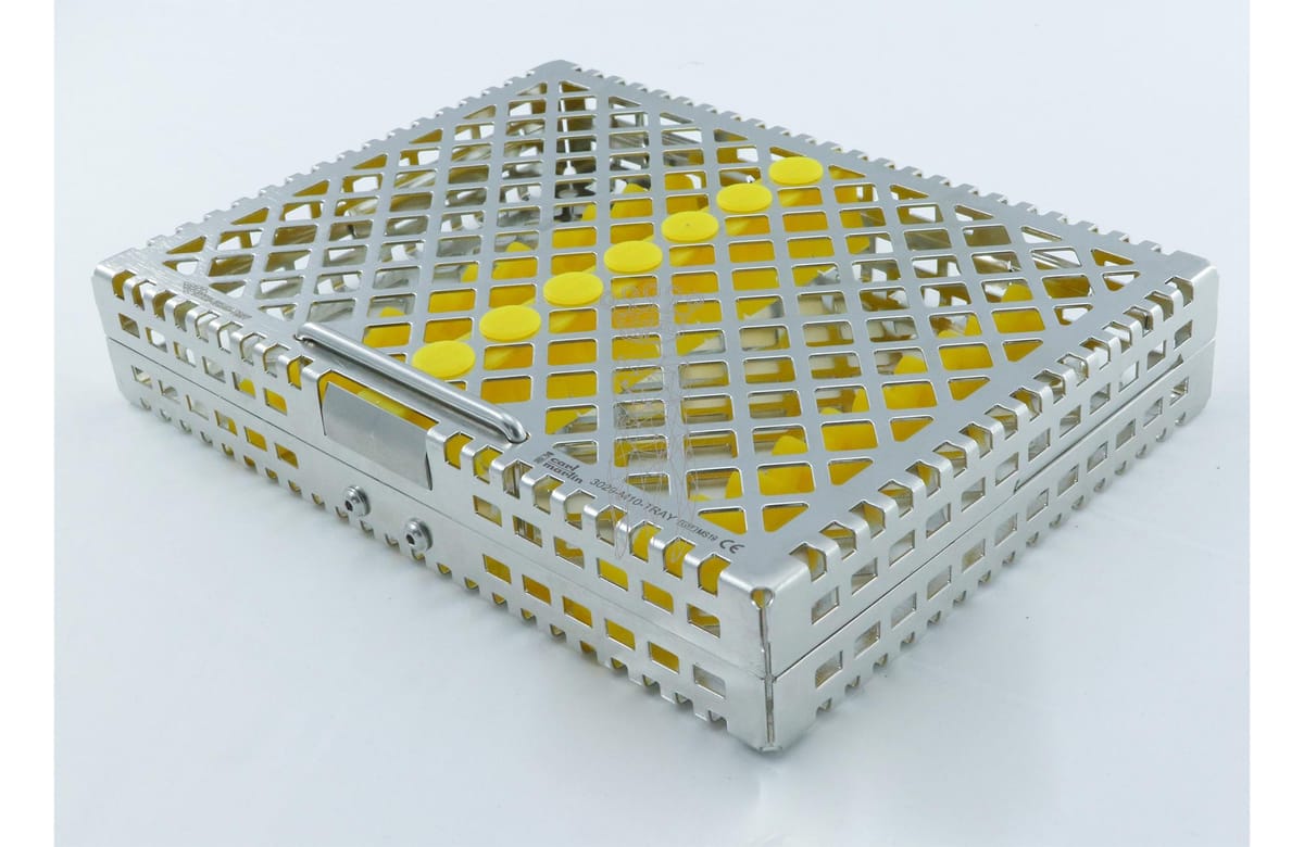 Steri-Wash-Tray 190x140x34mm 10 Instrumente - Silikon gelb – Carl Martin, Trays, Sterilcontainer und Zubehör