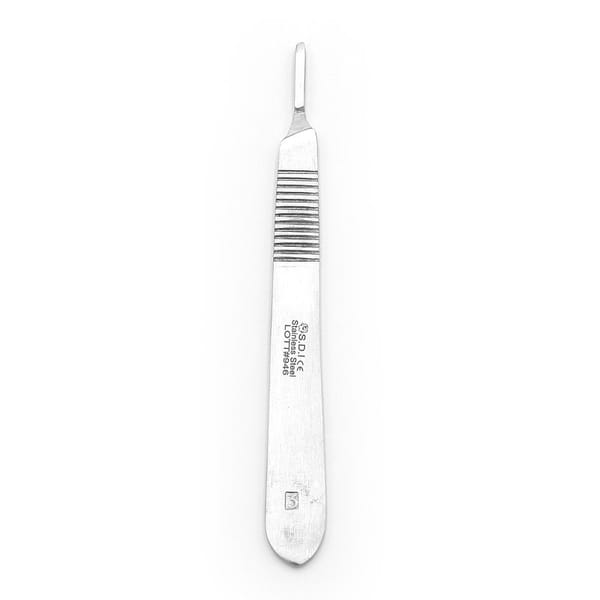 Precision Mastery: Scalpel Handle No.3 for Surgical Excellence