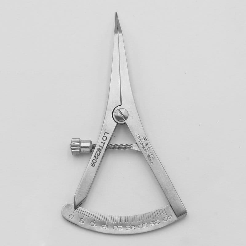 Castro Caliper: 40mm Long Beak, 45° Precision Instrument Excellence – Absolute Sport Srl Skeema Dental Italia, Geräte