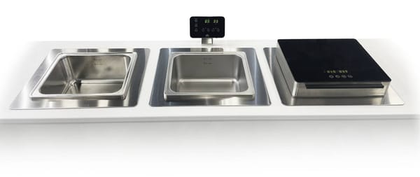 Asepsis-Anlage MHC TECHNOLOGY bestehend aus einem Wärmedesinfektionsbad, einem einbaubaren Ultraschallbad und einem Instrumententrockner