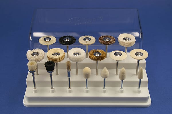 No. 200 – POLIRAPID – DR. MONTEMERLO GMBH & CO KG, Instrumente für Zahntechnik