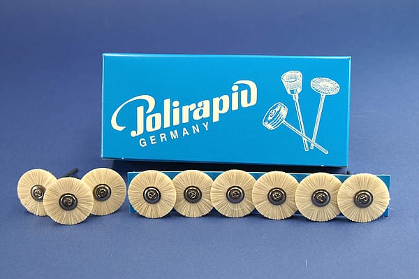 Miniaturbürsten mit Handstück, Ziegenhaar weiß, Ø 25 mm, 112/25 mm H, 12 Stück MBH 12 500 – POLIRAPID – DR. MONTEMERLO GMBH & CO KG, Polierbürsten, Schwabbeln
