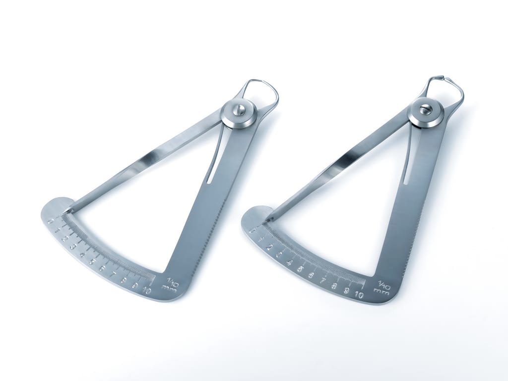 Messmittel II – Yamahachi Dental MFG., CO., Instrumente für Zahntechnik